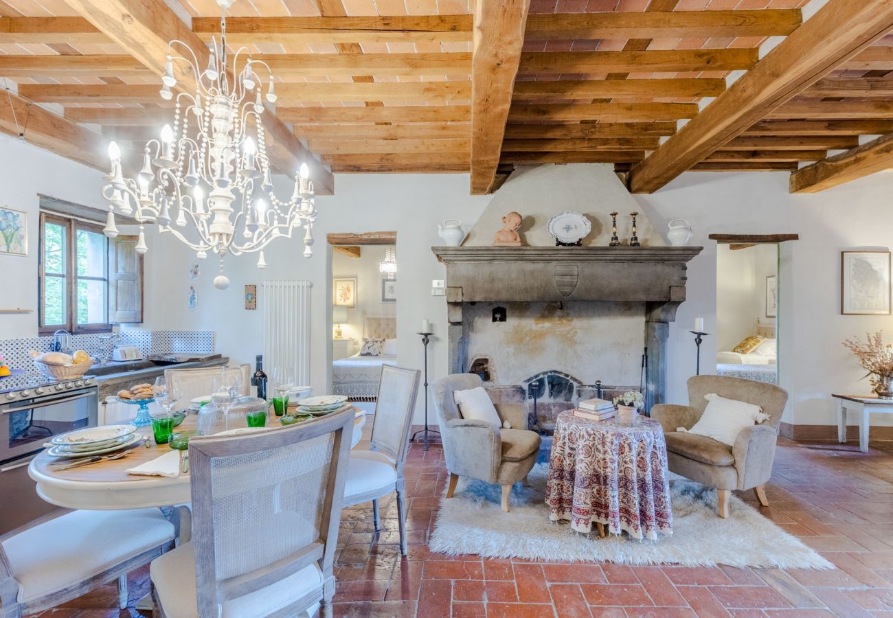 Ferienwohnung in Piano di Coreglia - Casa Cassettari, a Villa Apartment with Garden