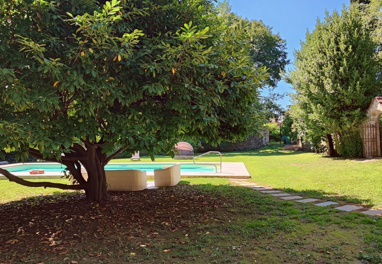 Ferienwohnung in Piano di Coreglia - Casa Cassettari, a Villa Apartment with Garden