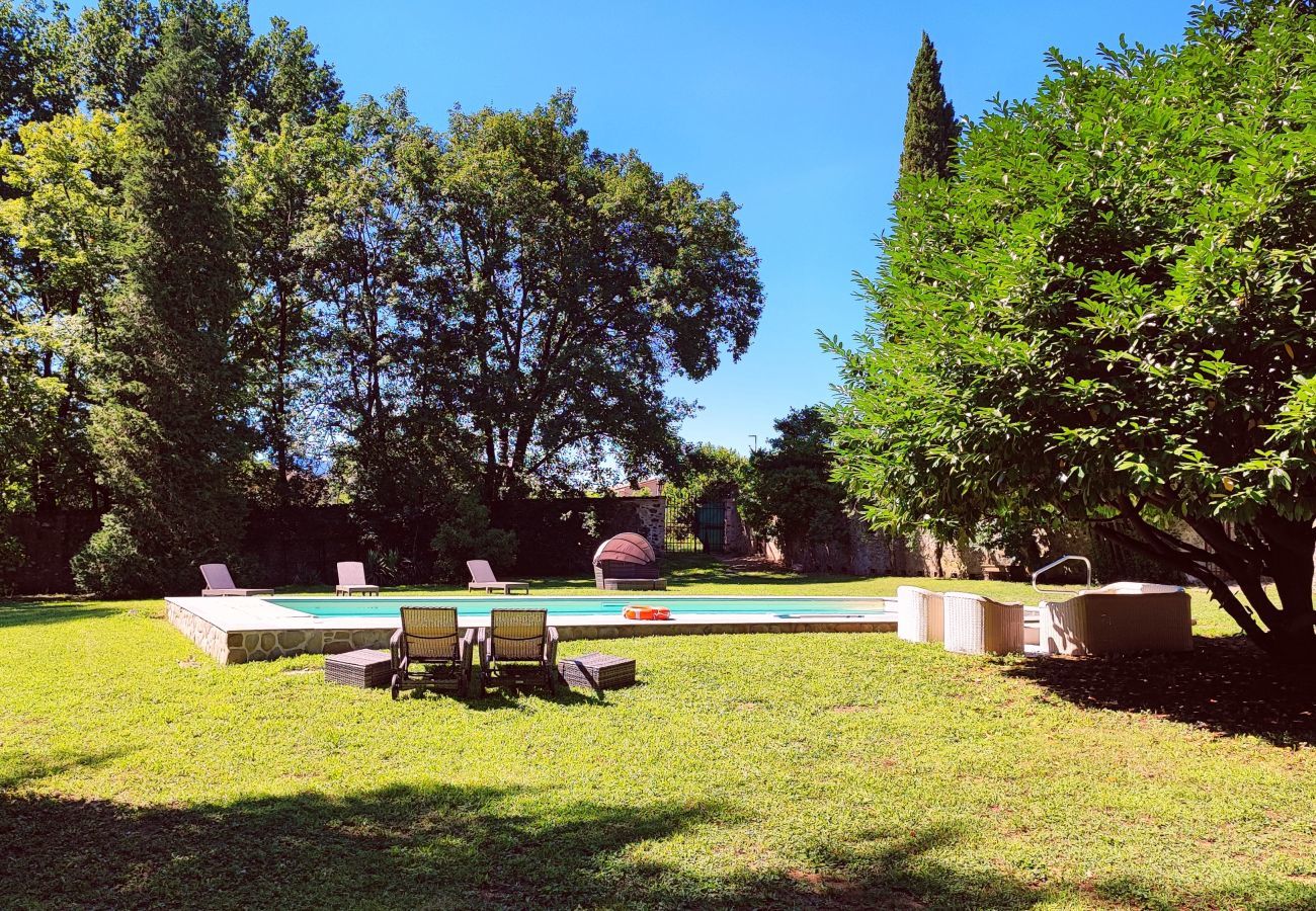 Ferienwohnung in Piano di Coreglia - Casa Cassettari, a Villa Apartment with Garden