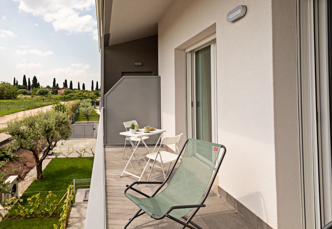 Ferienwohnung in Lazise - Regarda - Casa Erika mit grosser Terrasse, Pool, WLan