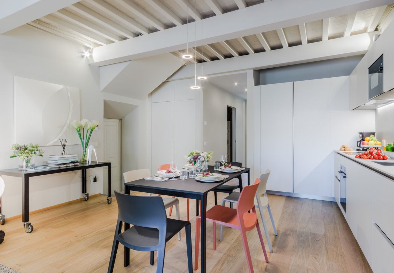 Ferienwohnung in Lucca - Casa Boero, a Modern Luxury 1st Floor Apartment with Terrace inside the Walls of Lucca