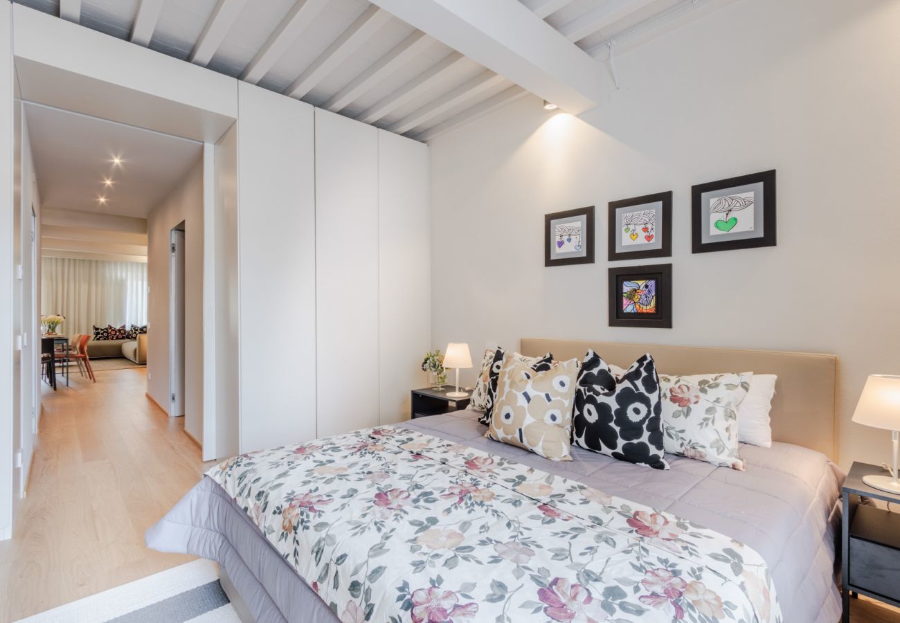 Ferienwohnung in Lucca - Casa Boero, a Modern Luxury 1st Floor Apartment with Terrace inside the Walls of Lucca