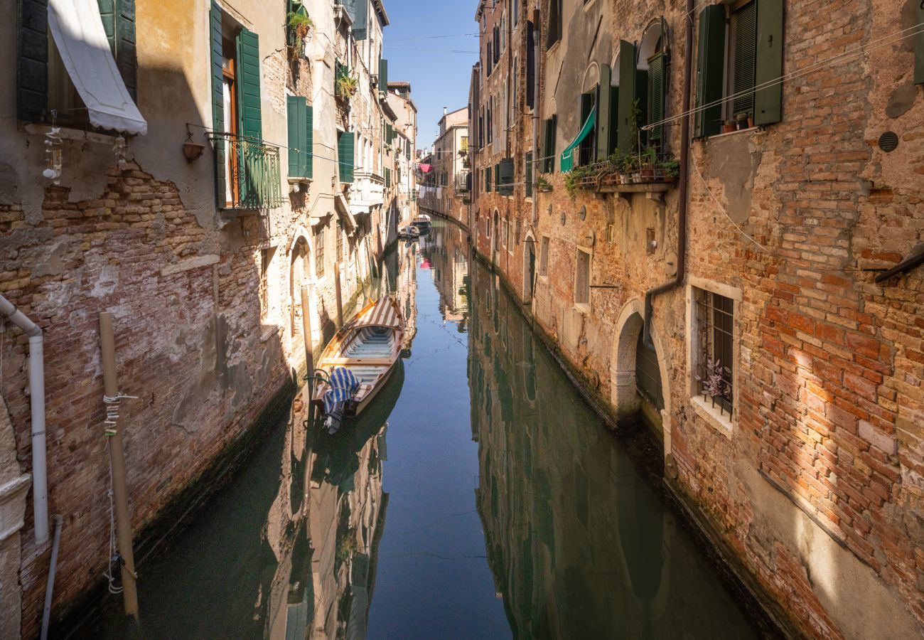 Ferienwohnung in Venedig - Castello Apartment with Garden R&R