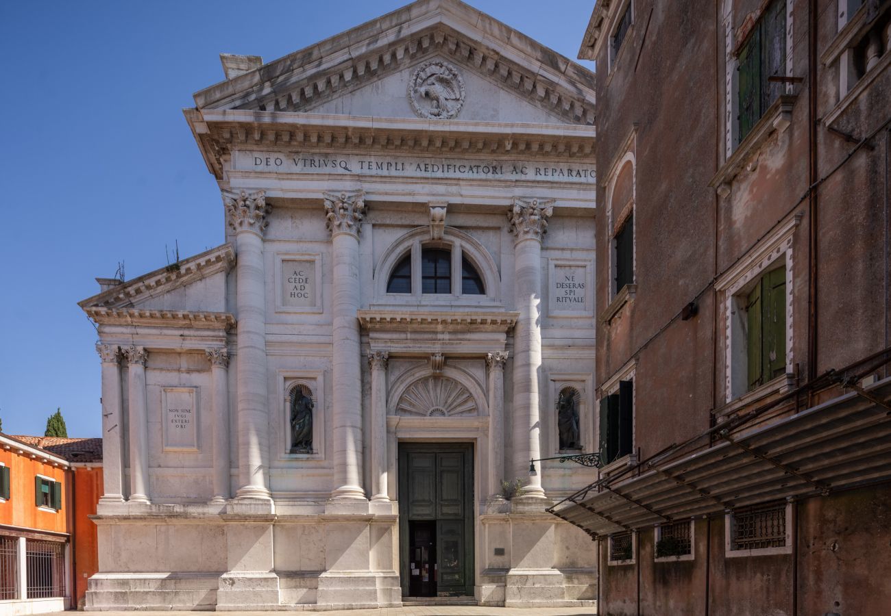 Ferienwohnung in Venedig - Castello Apartment with Garden R&R