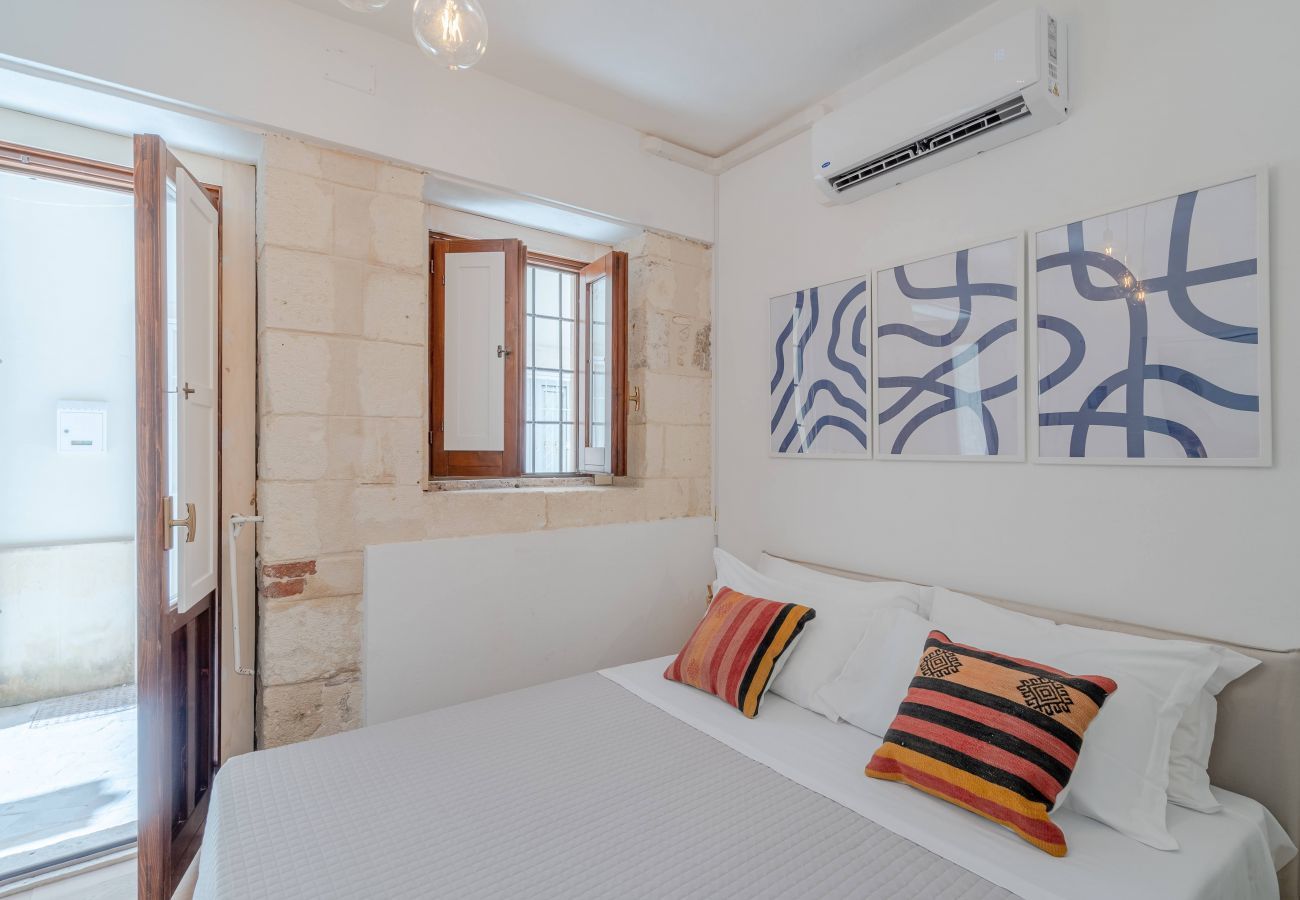 Ferienwohnung in Siracusa - Dione ground floor  apartment Ortigia