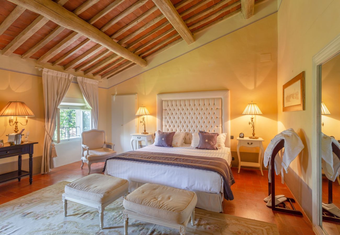 Villa in Pieve a Nievole - Elevate Your Escape: Discover Timeless Charm in a Majestic Retreat Amid Lucca and Florence