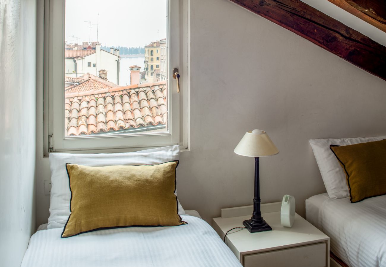 Ferienwohnung in Venedig - Santa Giustina Canal View R&R