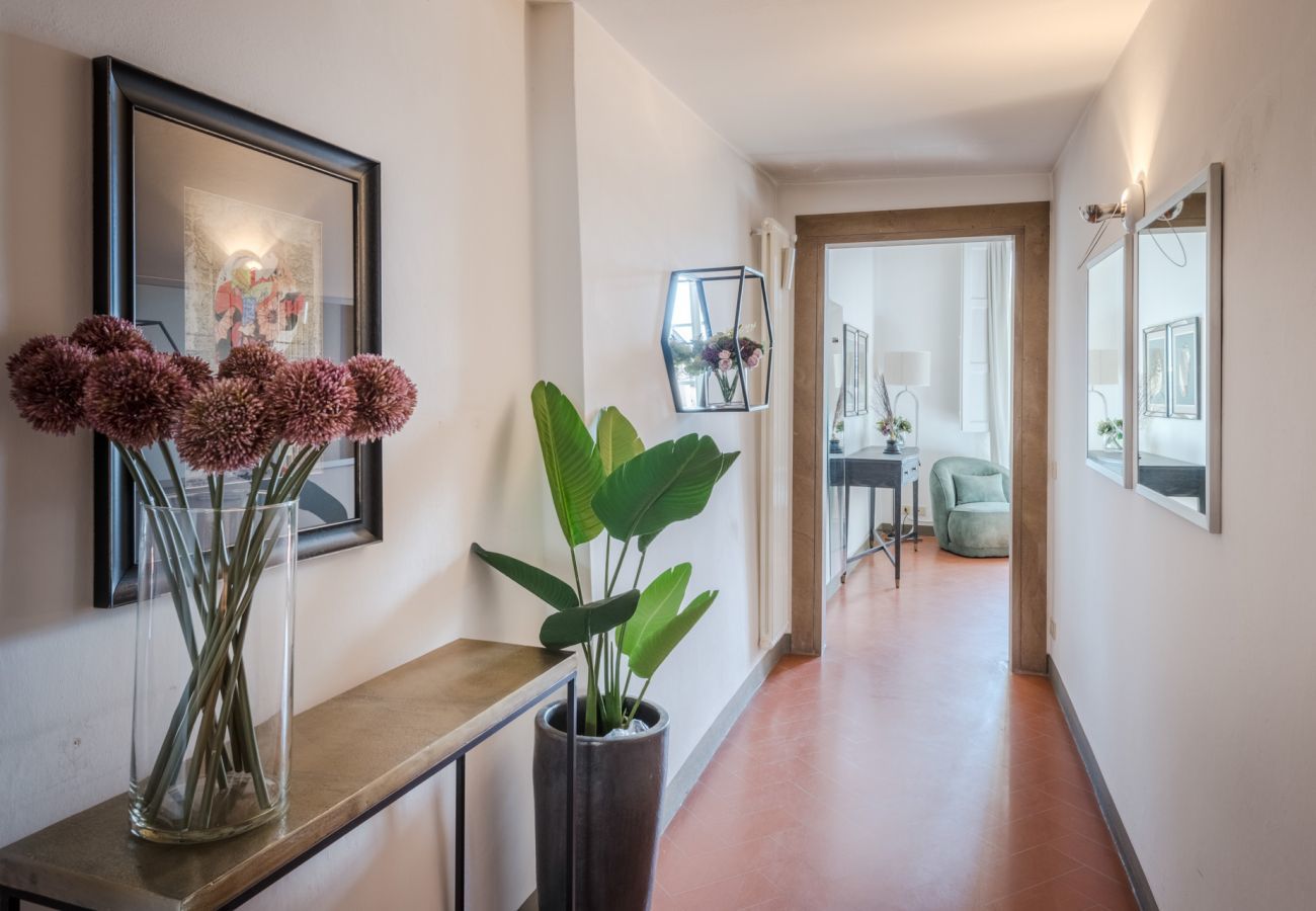 Ferienwohnung in Lucca - Modern Panoramic Penthouse with Elevator inside the Walls of Lucca
