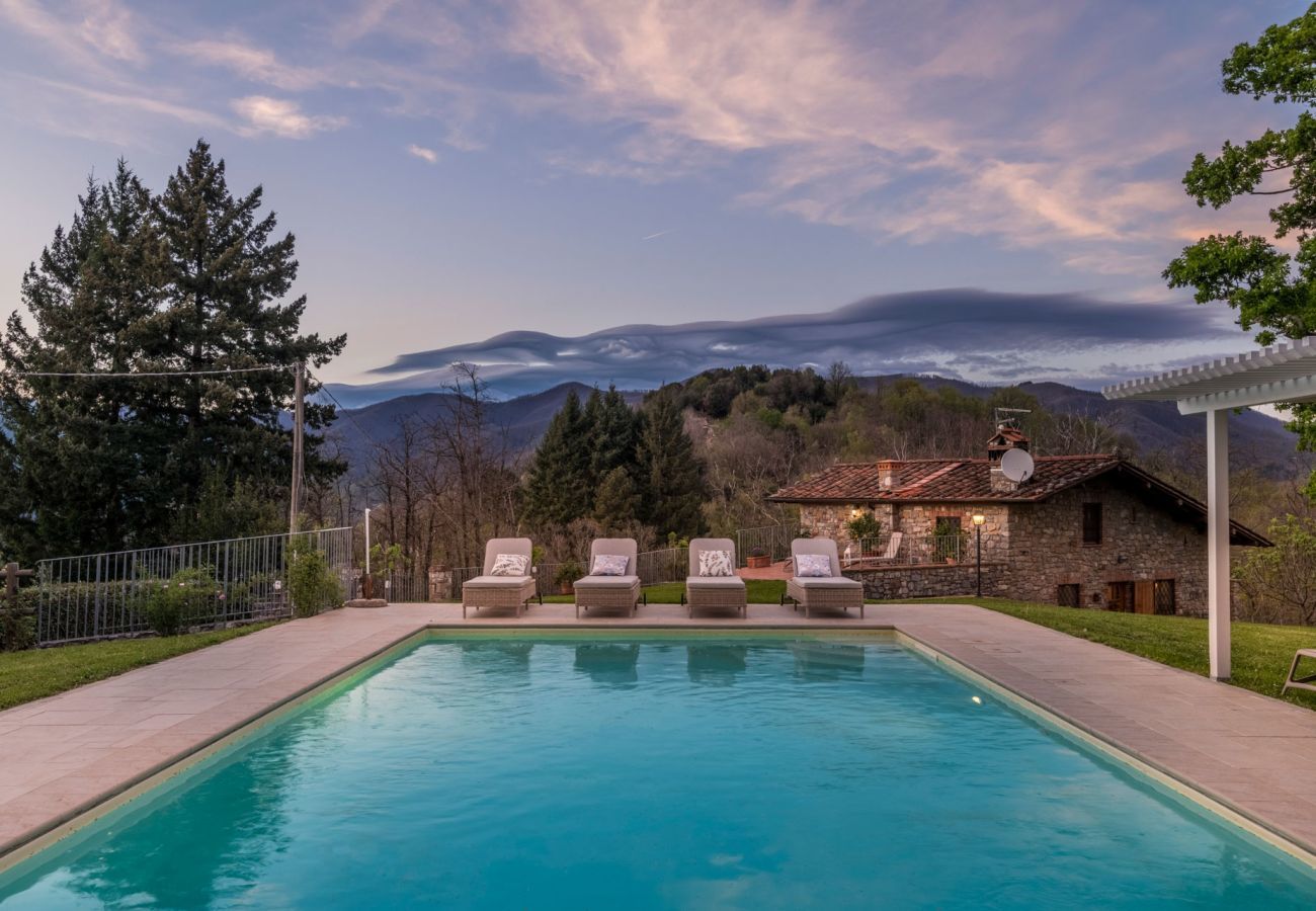 Villa in Pescaglia - Grumo Farmhouse