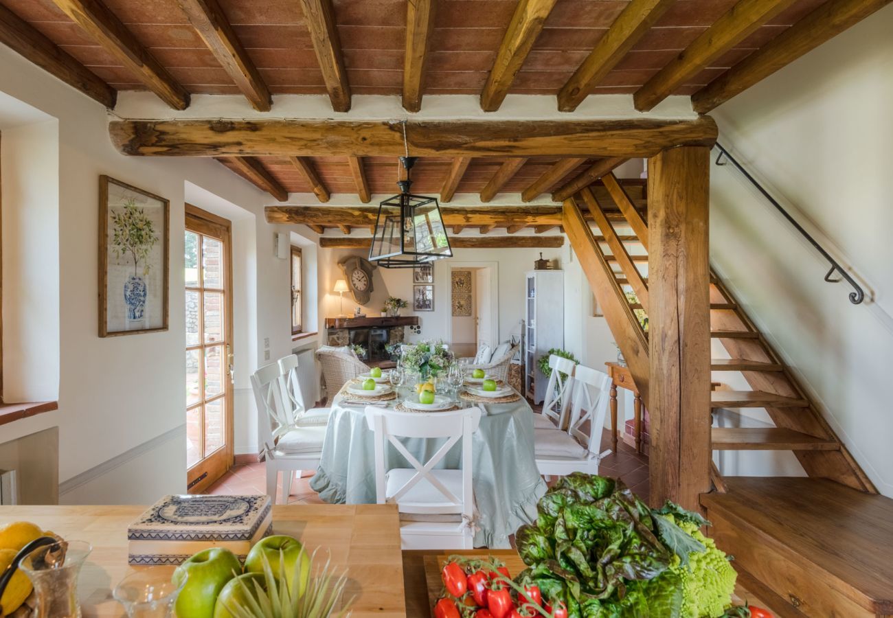 Villa in Pescaglia - Charming Farmhouse with Private Pool and View in Lucca