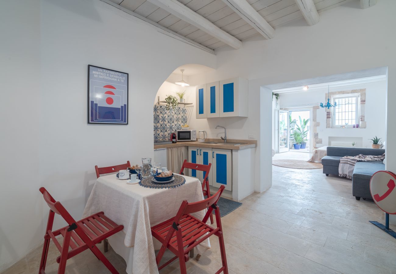 Ferienwohnung in Siracusa - Cortile Giudecca  by Dimore in Sicily