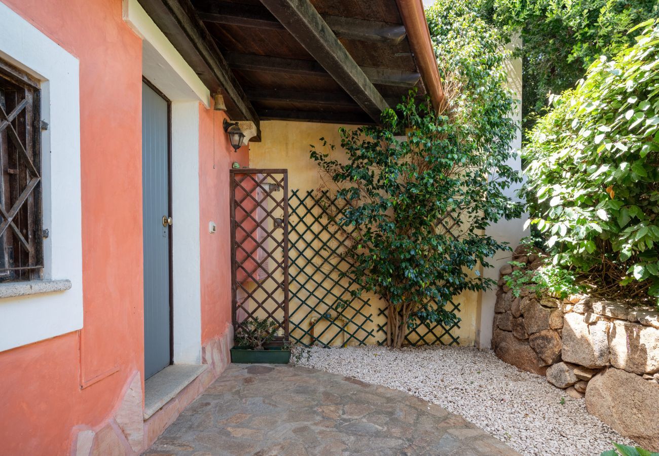 Ferienwohnung in Porto San Paolo - Il Poggio 18 &amp;amp;amp;ndash; Ferienhaus mit Pool auf Sardinien