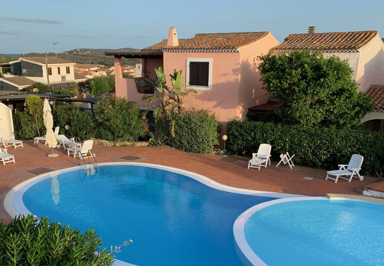 Ferienwohnung in Porto San Paolo - Il Poggio 18 &amp;amp;amp;ndash; Ferienhaus mit Pool auf Sardinien