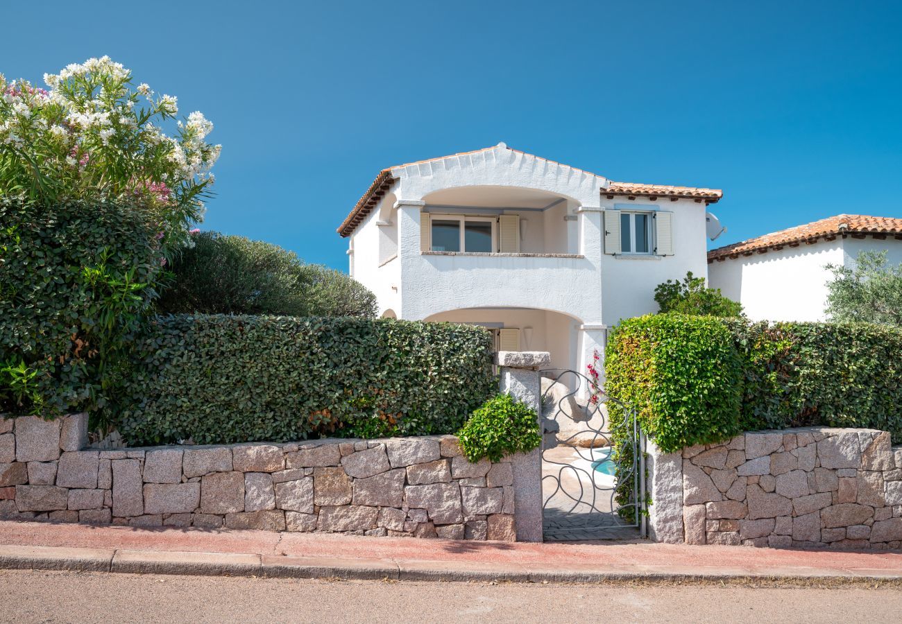 Villa in San Teodoro - Villa Olive – Pool-Refugium in der Nähe des Strandes Lu Impostu