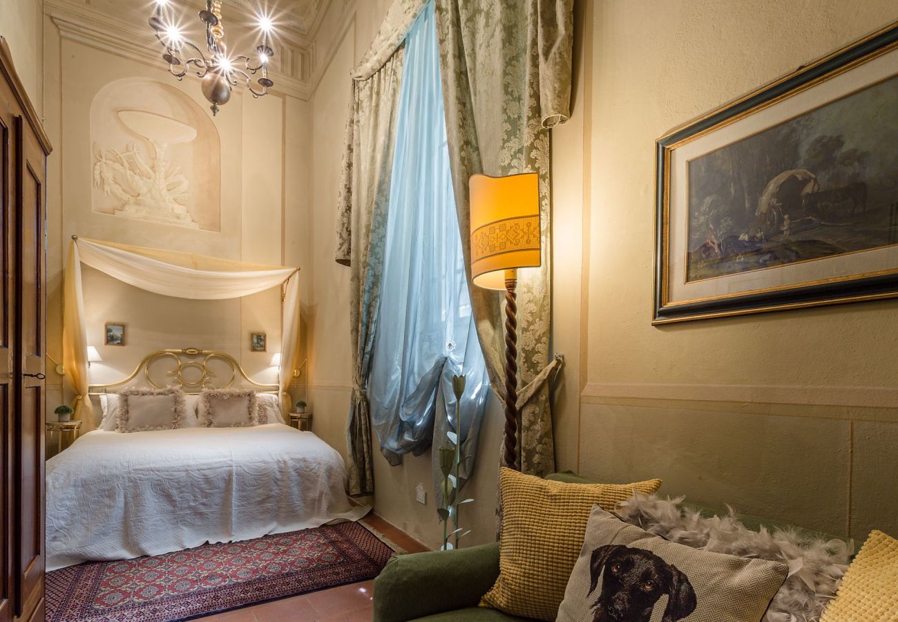 Apartment in Lucca -  CASA BEATRICE, Apartment with Private Garden inside the Walls of Lucca