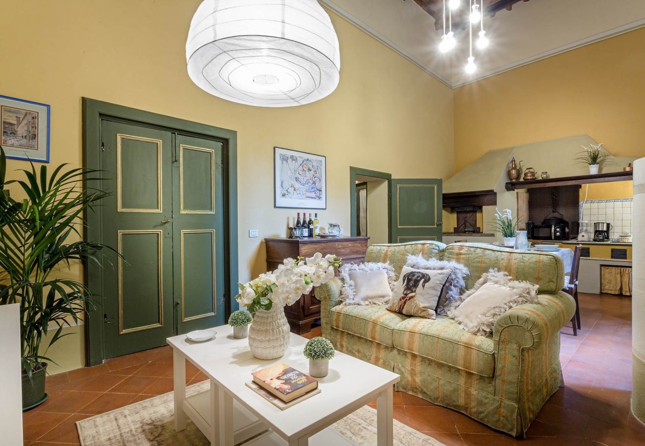 Apartment in Lucca -  CASA BEATRICE, Apartment with Private Garden inside the Walls of Lucca