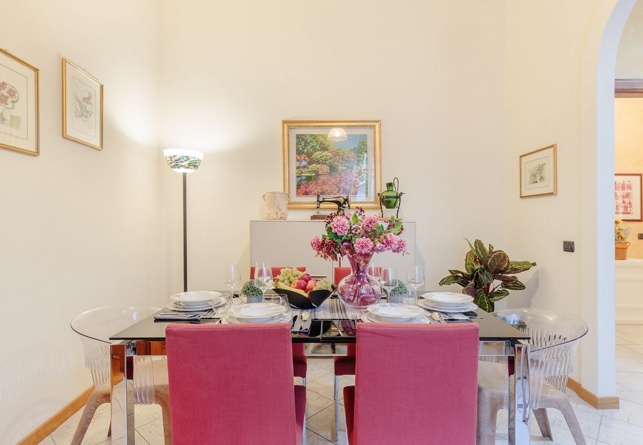 Apartment in Lucca - 3 bedrooms flat in central Lucca with air conditioning