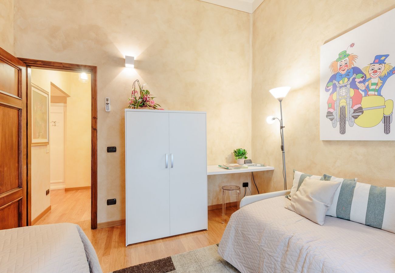 Apartment in Lucca - 3 bedrooms flat in central Lucca with air conditioning