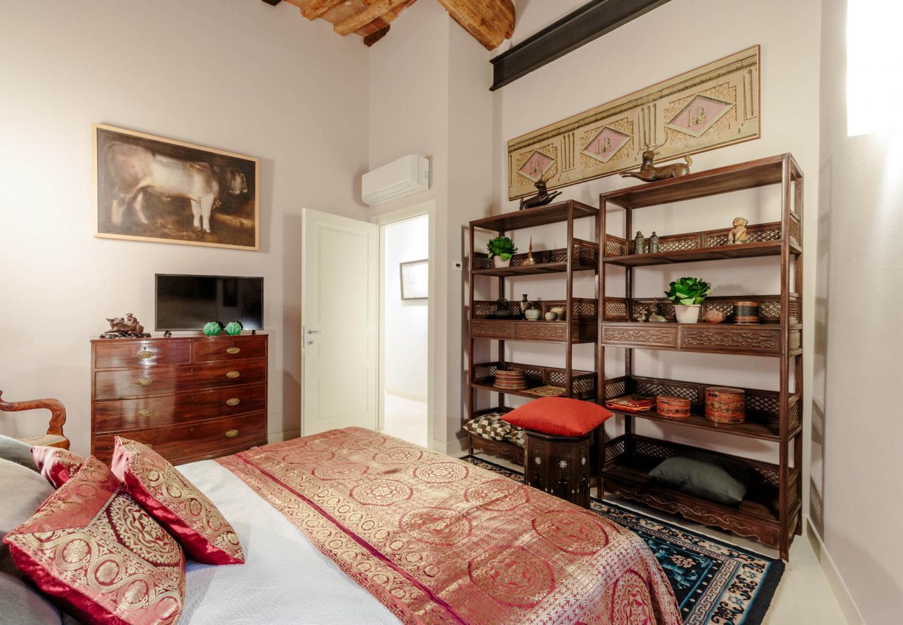 Apartment in Lucca - CASA PUPPORONA: Stylish 3 Bedrooms