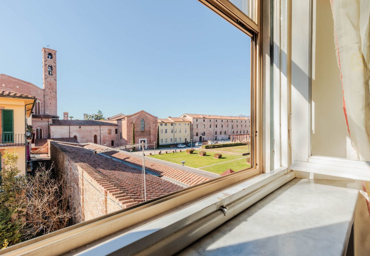 Apartment in Lucca - La Casa in Centro