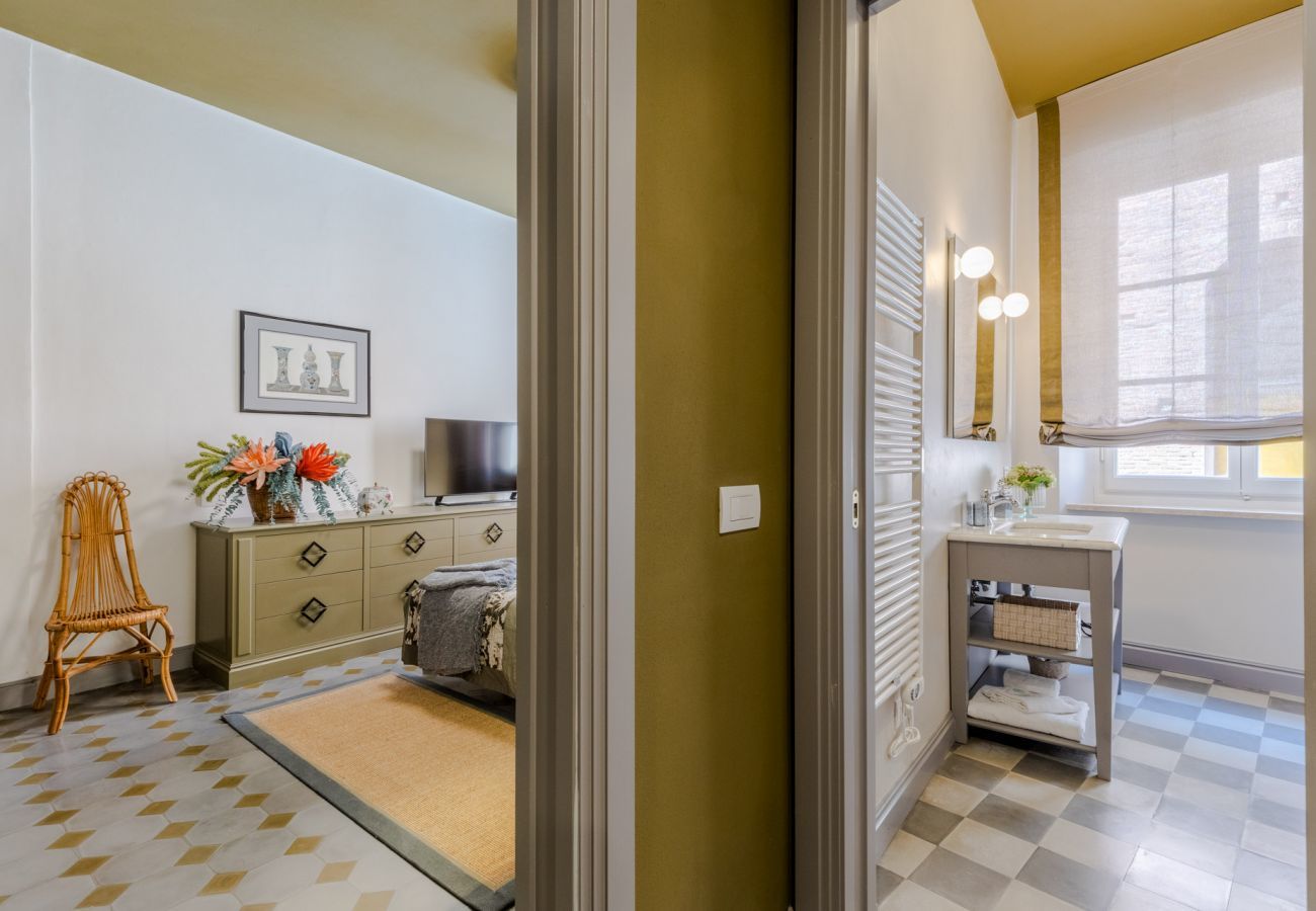 Apartment in Lucca - Contemporary 4 bedrooms 4 bathrooms Apartment