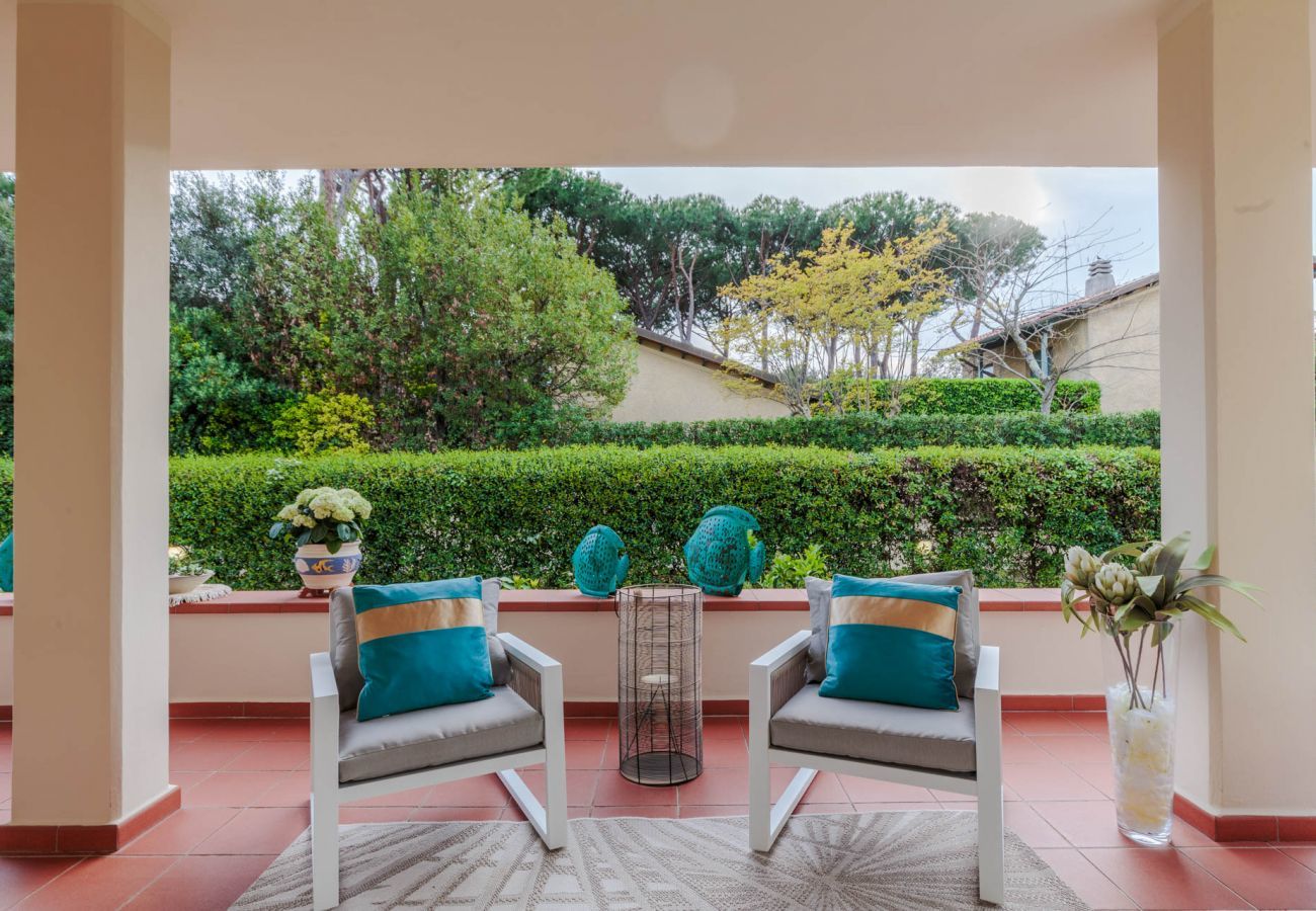 Villa in Marina di Pietrasanta - Regina Beach, Luxury 3 bedrooms Villa by the Beach in Marina di Pietrasanta