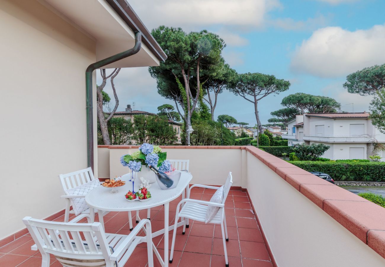 Villa in Marina di Pietrasanta - Regina Beach, Luxury 3 bedrooms Villa by the Beach in Marina di Pietrasanta