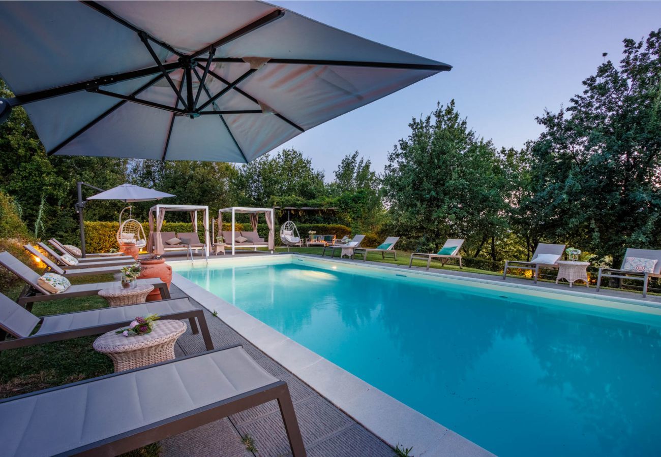 Apartment in San Gennaro - Casa Lucchese, a farmhouse apartment with pool on the hills of Lucca