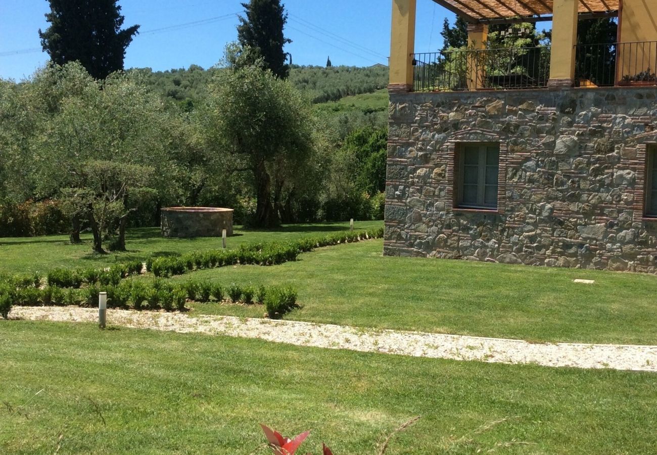 Apartment in San Gennaro - Casa Santo, a sweet country apartment with pool on the hills of Lucca 