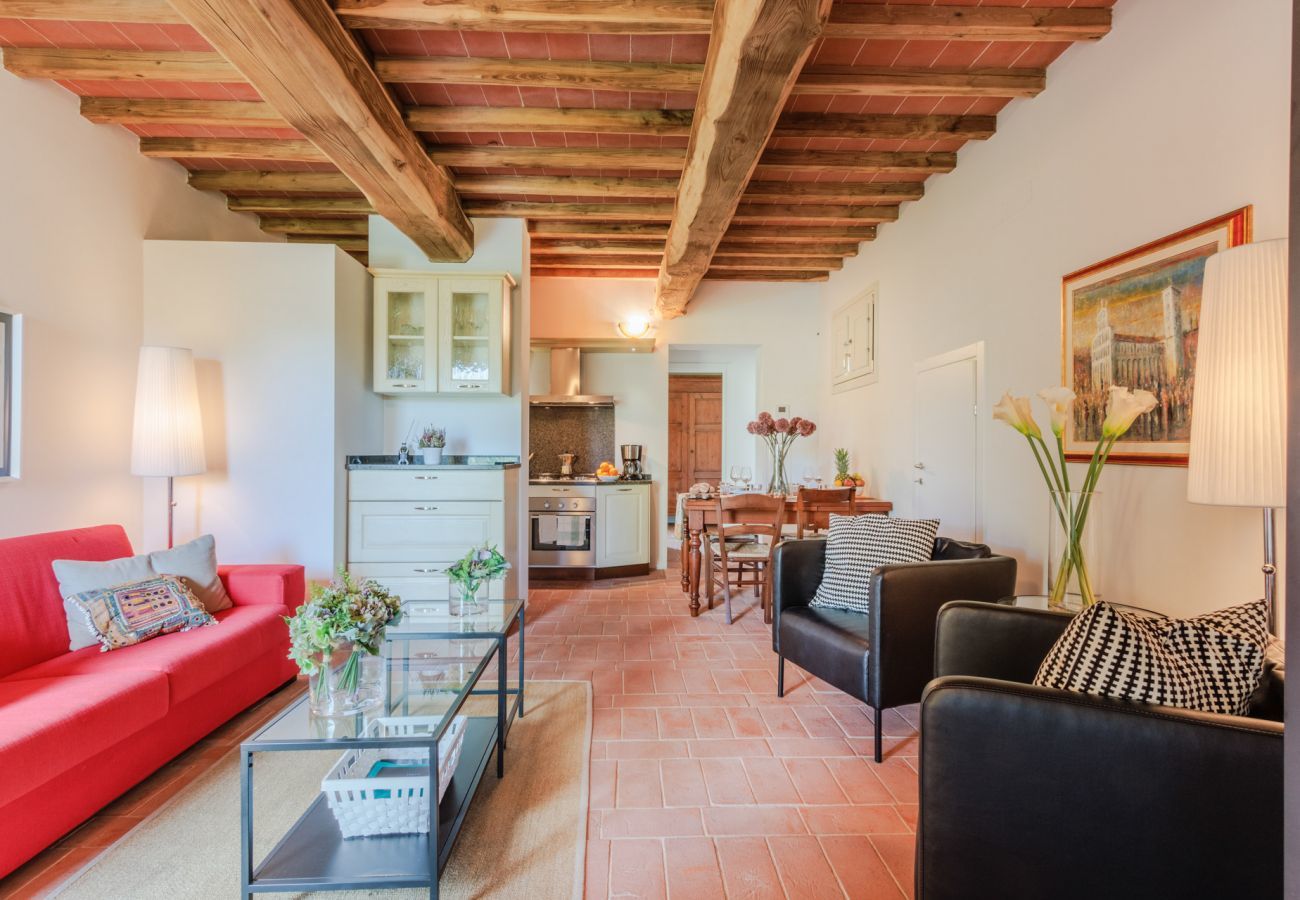 Apartment in San Gennaro - Casa Santo, a sweet country apartment with pool on the hills of Lucca 