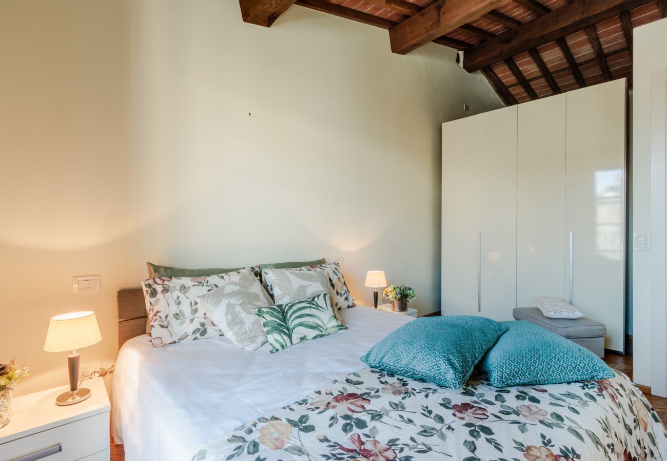 Apartment in Lucca - Smart Flat with Elevator inside Lucca