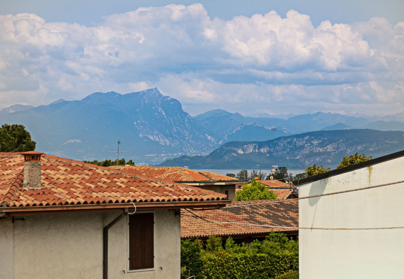 Apartment in Lazise - Regarda - Casa Erika with big terrace, swimming pool, wifi