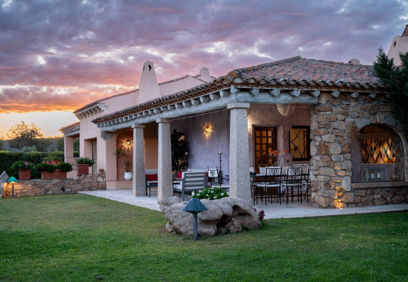 Villa in Porto Cervo - Villa Zenith - luxury retreat with pool in Sardinia