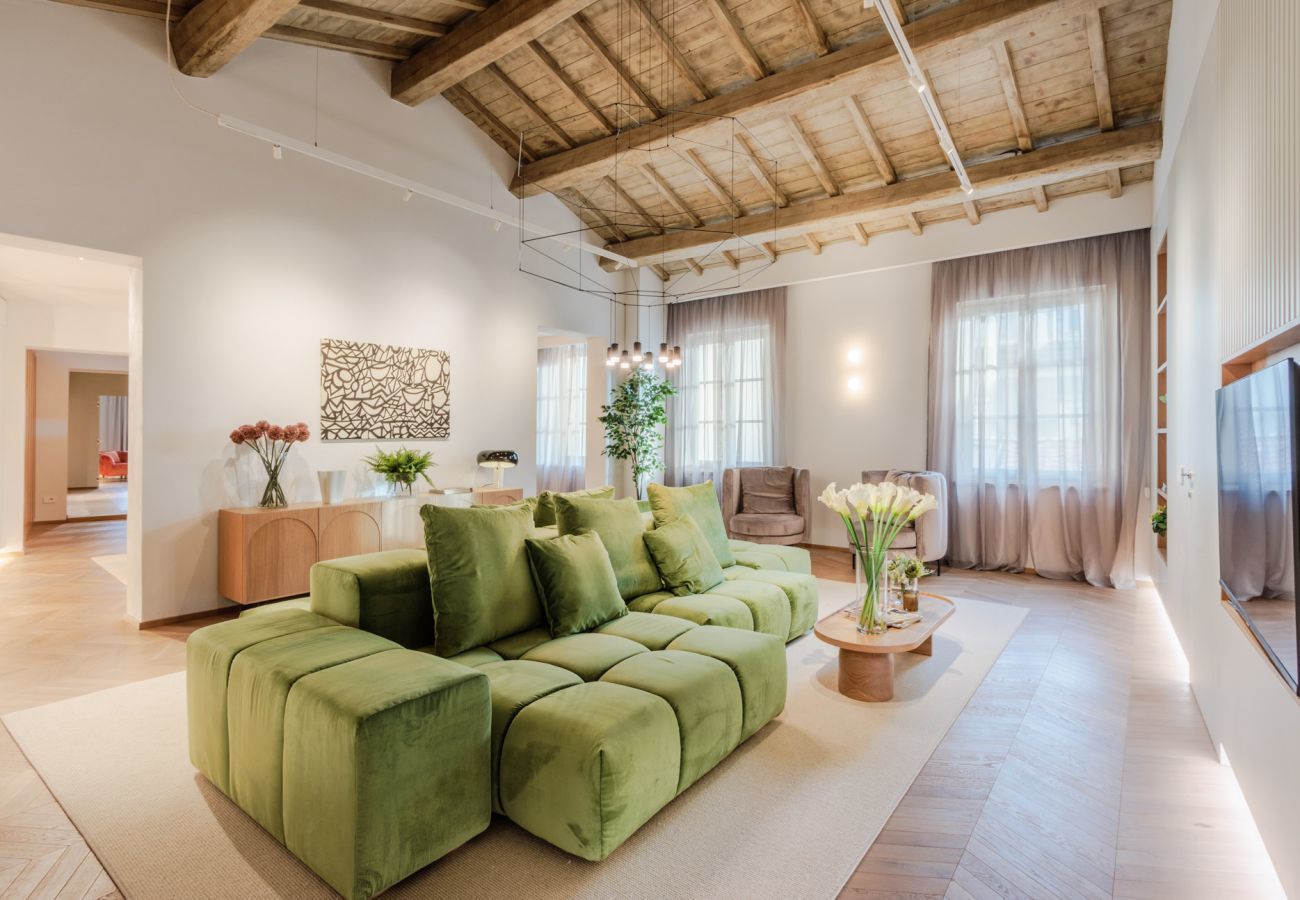 Apartment in Lucca - Casa Silvestro Modern Spacious 3 Bedrooms Luxury Apartment inside the Walls of Lucca