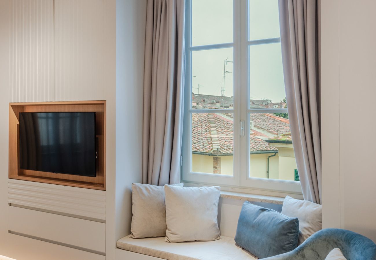Apartment in Lucca - Casa Silvestro Modern Spacious 3 Bedrooms Luxury Apartment inside the Walls of Lucca