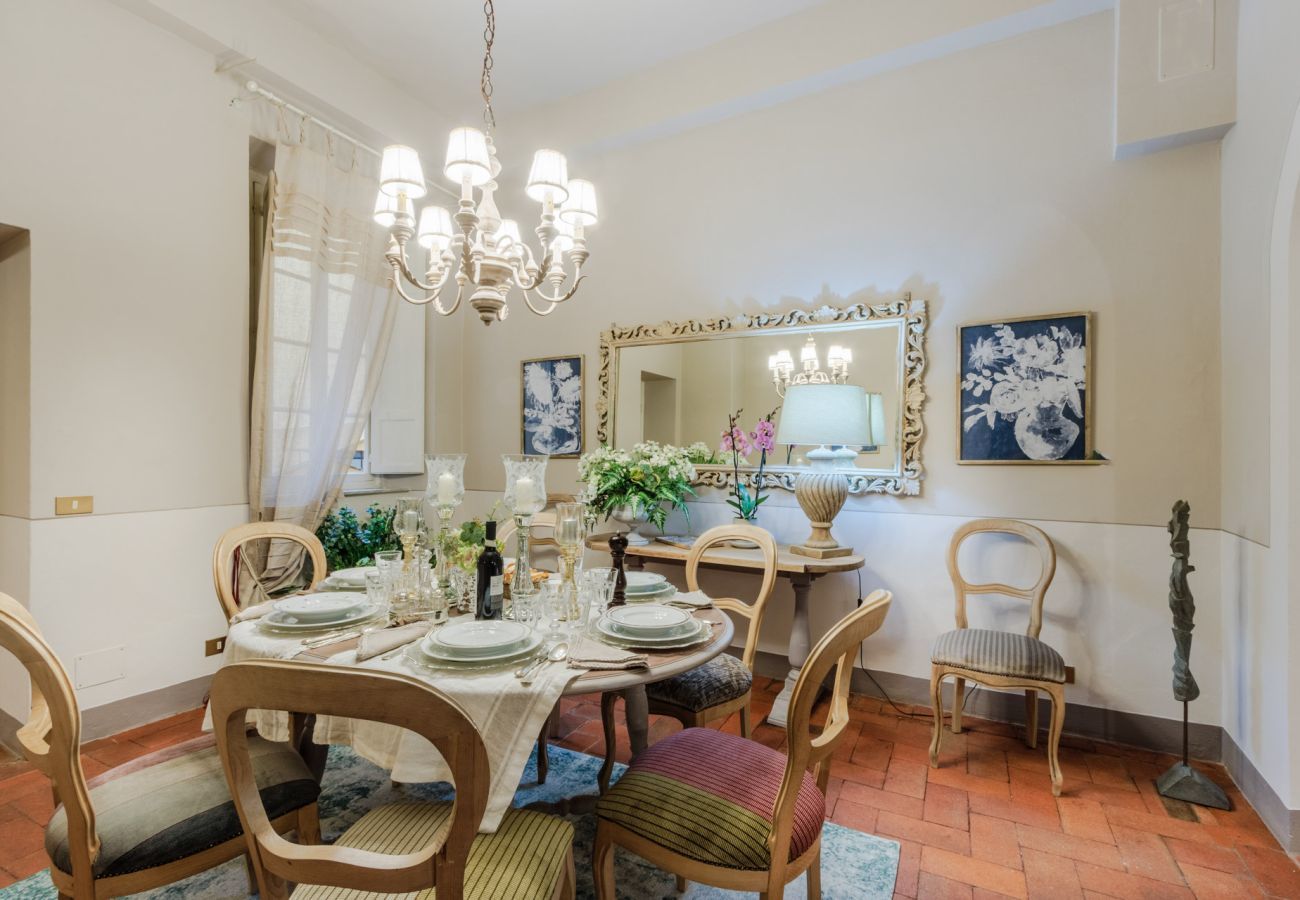 Apartment in Lucca - Casa Celeste 3 Bedrooms Apartment with Terrace Inside Lucca