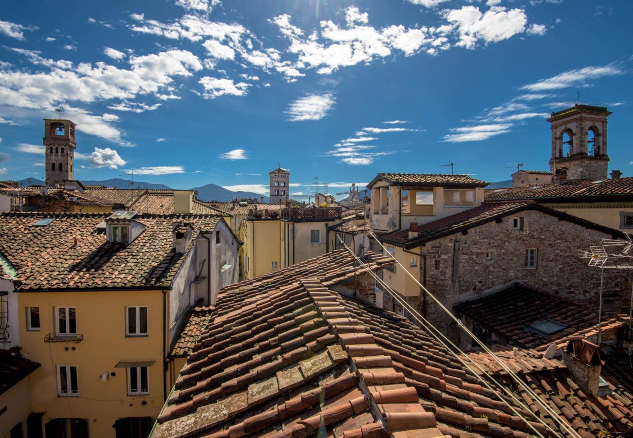 Apartment in Lucca - Modern Panoramic Penthouse with Elevator inside the Walls of Lucca