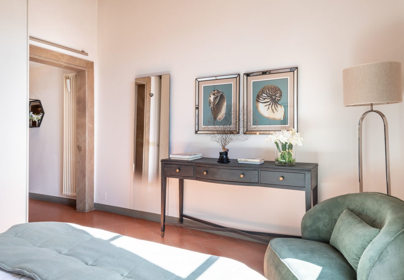 Apartment in Lucca - Modern Panoramic Penthouse with Elevator inside the Walls of Lucca