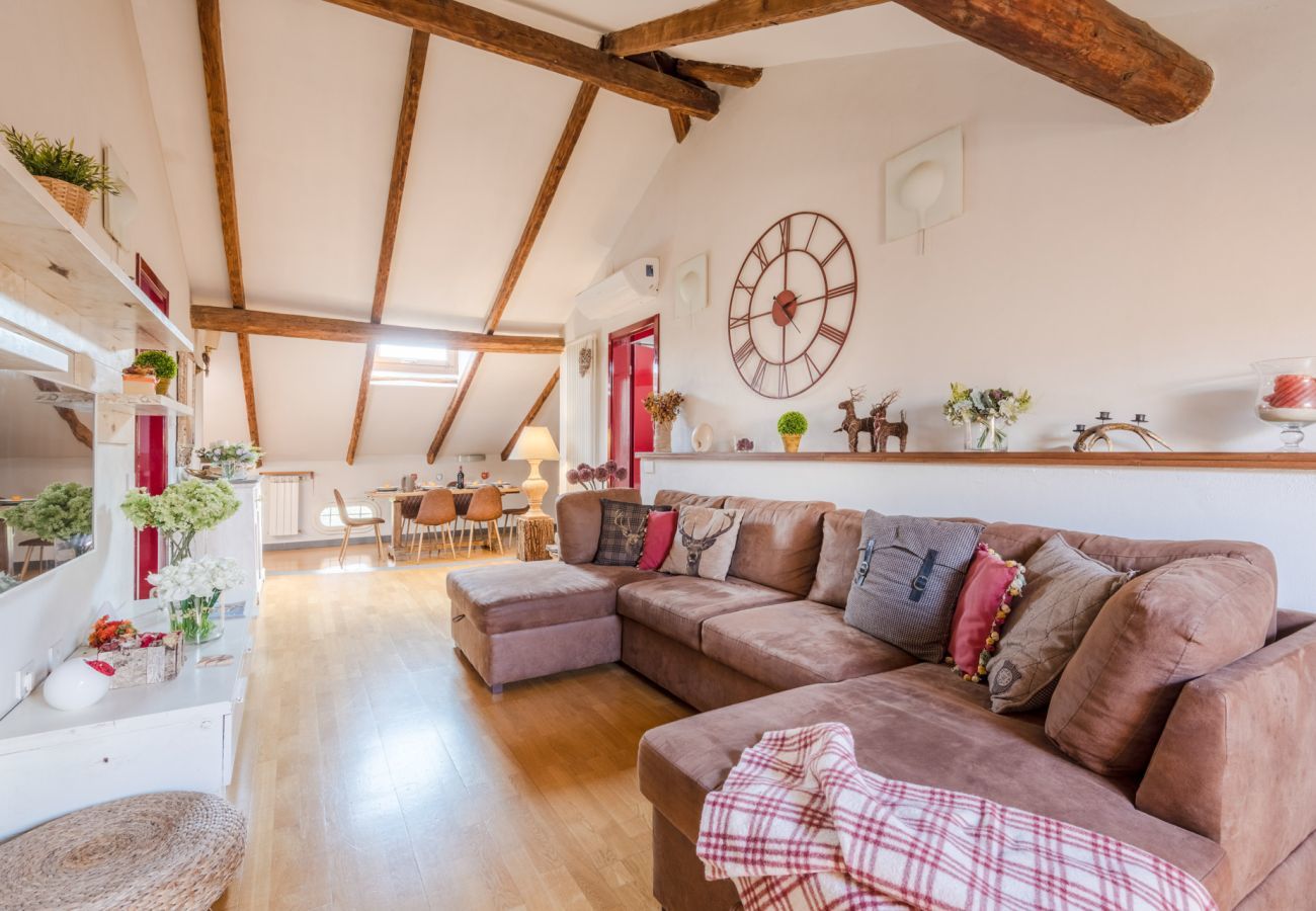 Apartment in Lucca - 3 bedrooms Toproof Penthouse with Elevator in Lucca Town Centre