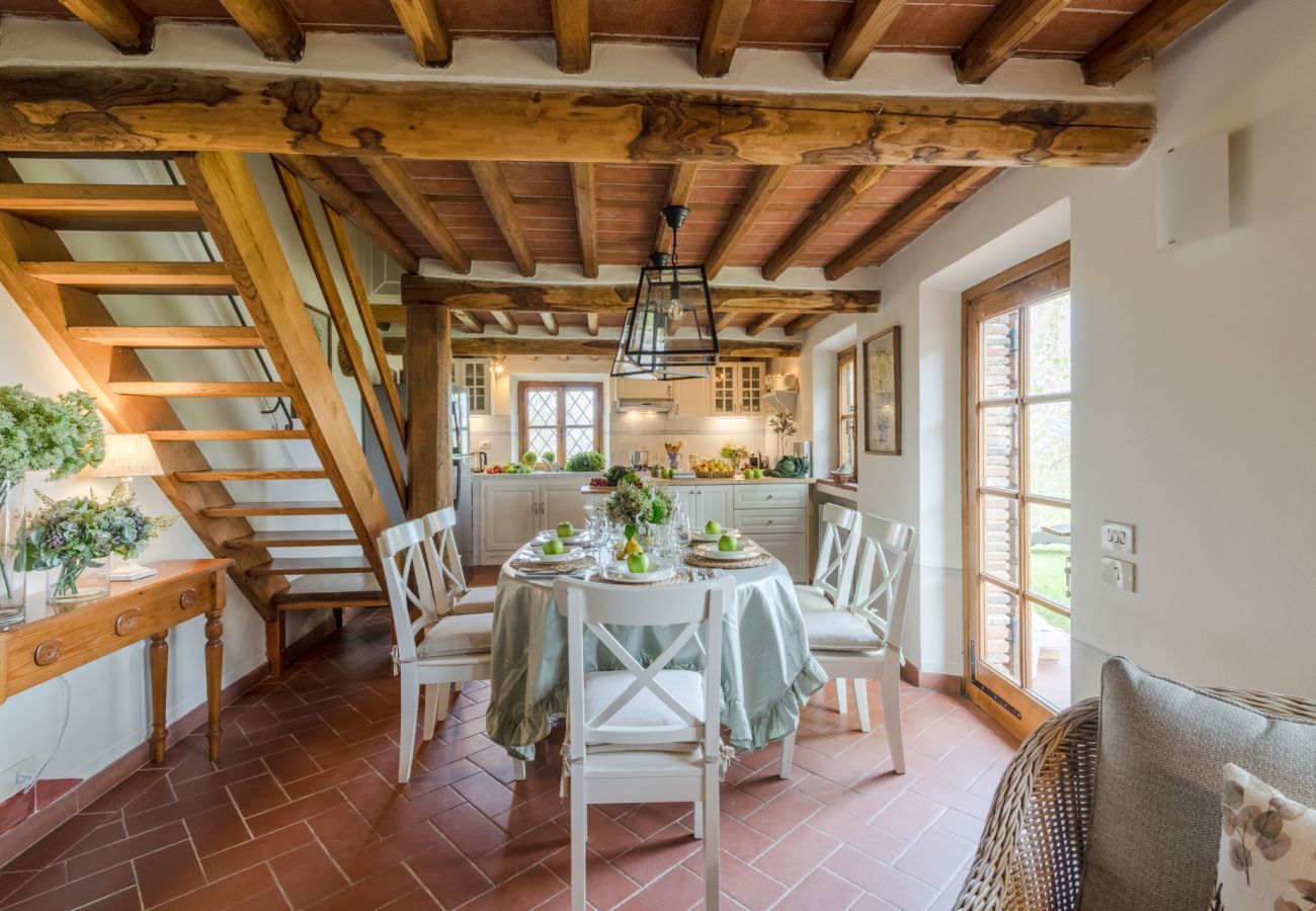 Villa in Pescaglia - Charming Farmhouse with Private Pool and View in Lucca