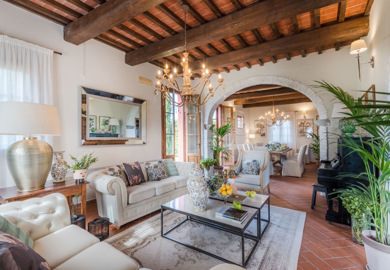 Villa in San Miniato - Villa San Miniato Corniano: Iconic 5 Bedrooms Farmhouse with Pool