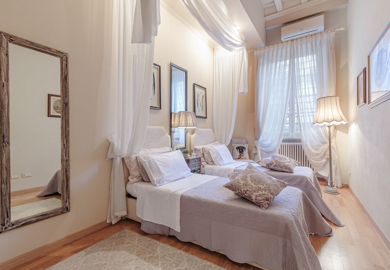 Appartement à Lucques - Charming Apartment with Garden overlooking the Cathedral inside the Lucca Walls