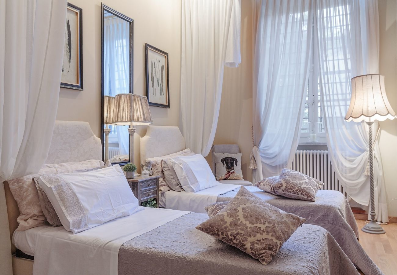 Appartement à Lucques - Charming Apartment with Garden overlooking the Cathedral inside the Lucca Walls