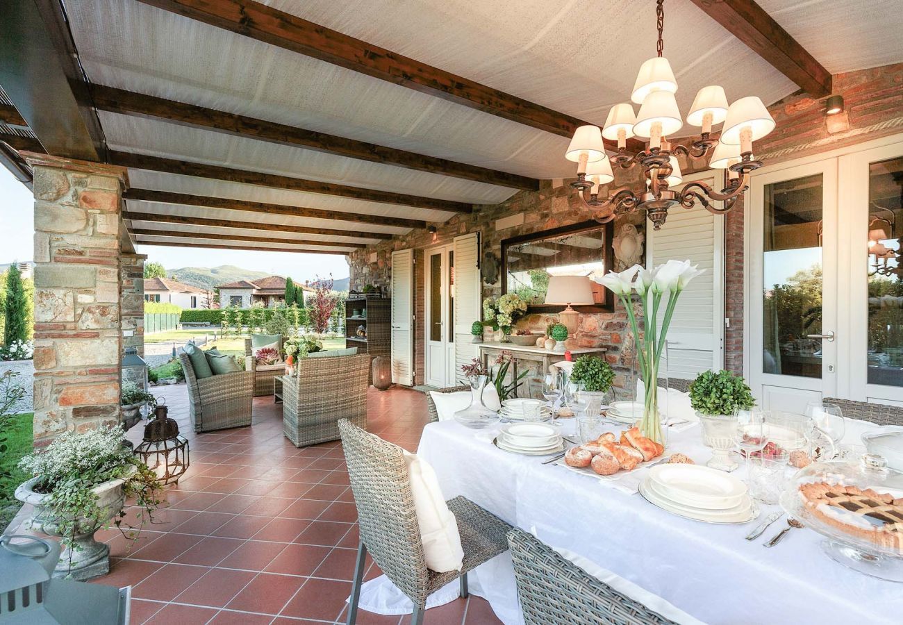 Villa à Capannori - VILLA PEMOLA a Luxury Farmhouse with Garden and bikes in Lucca Town