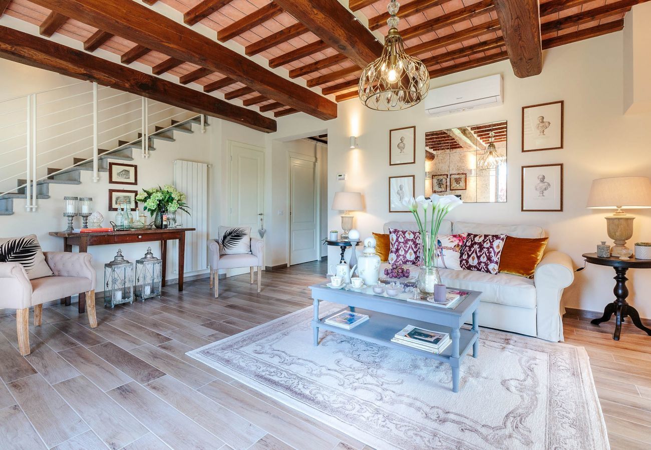 Villa à Capannori - VILLA PEMOLA a Luxury Farmhouse with Garden and bikes in Lucca Town