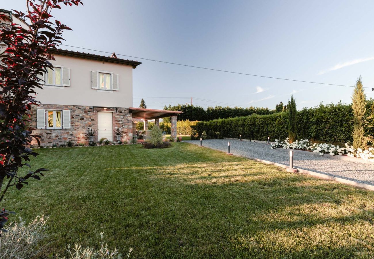 Villa à Capannori - VILLA PEMOLA a Luxury Farmhouse with Garden and bikes in Lucca Town