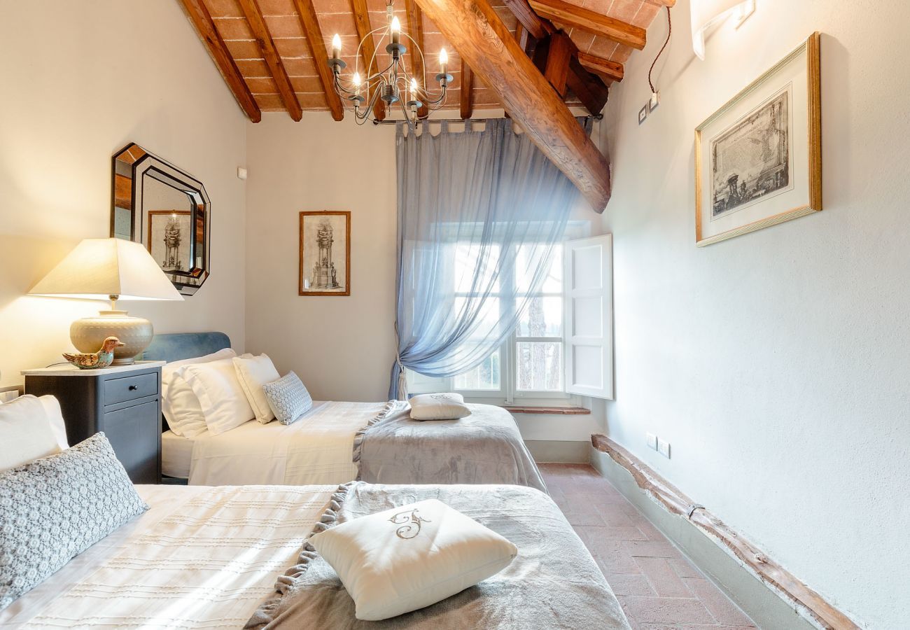 Villa à Lucques - RENAISSANCE WINERY VILLA AMONG THE VINEYARDS, 9 BEDROOMS, 7 BATHS, WIFI, AIR CON