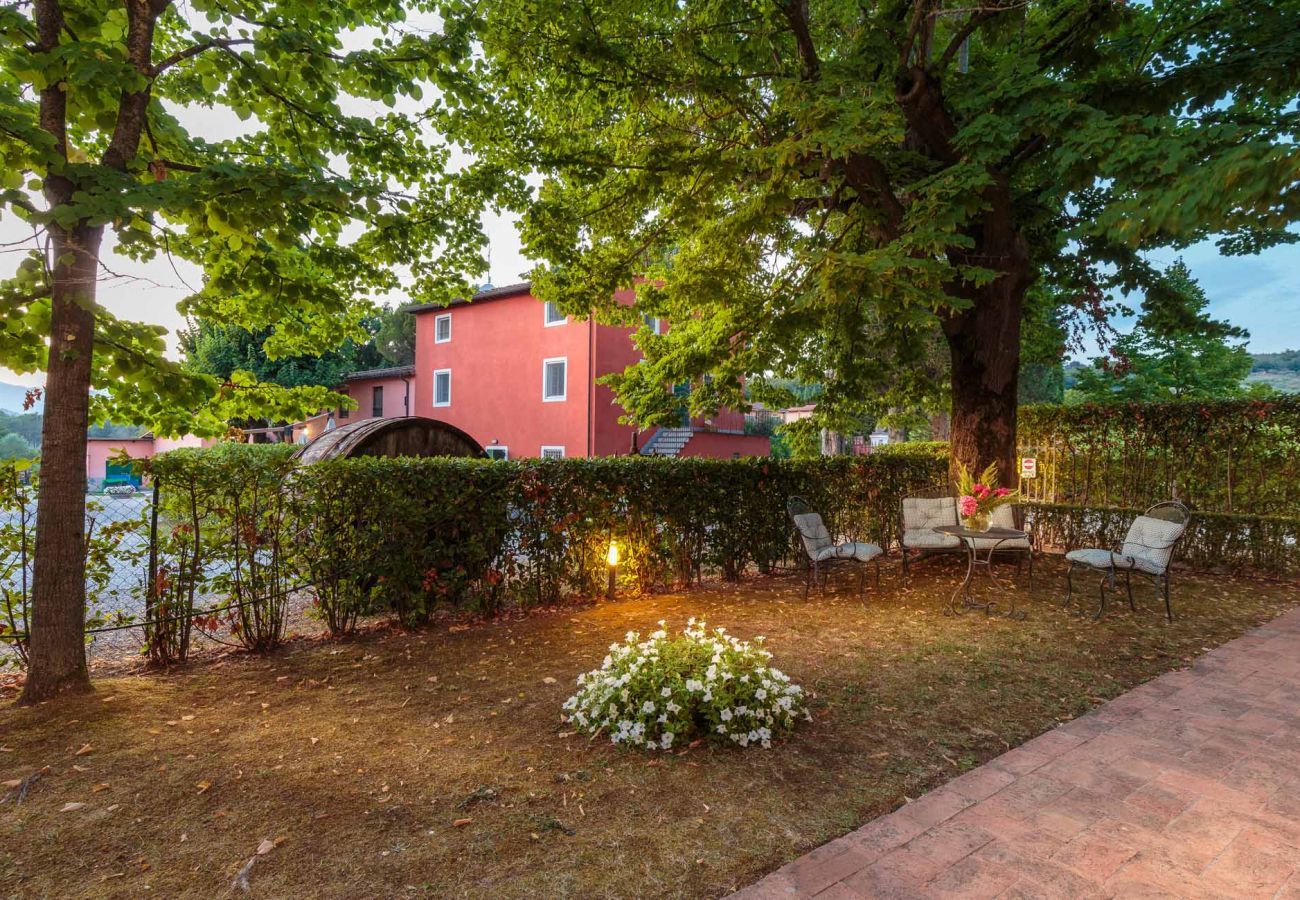 Villa à Lucques - RENAISSANCE WINERY VILLA AMONG THE VINEYARDS, 9 BEDROOMS, 7 BATHS, WIFI, AIR CON