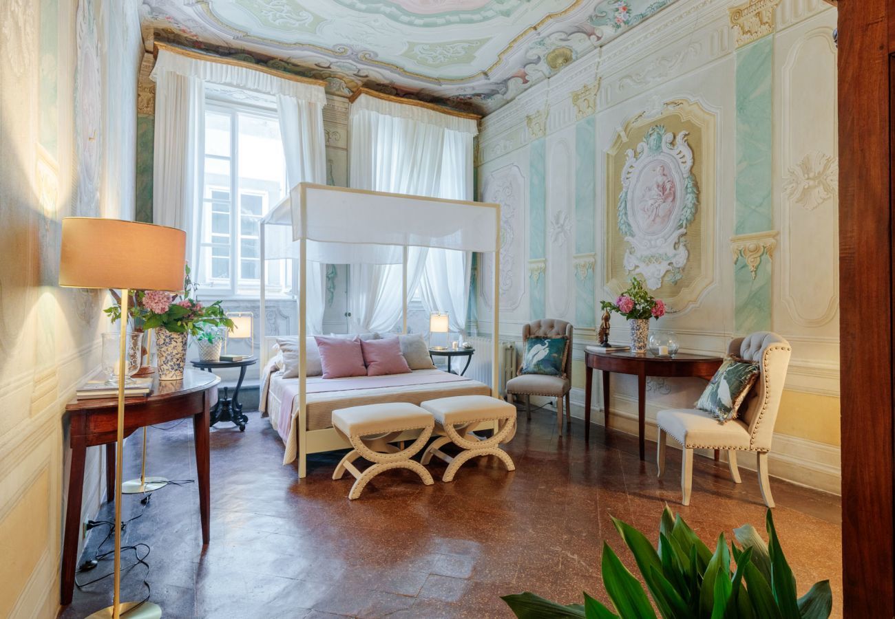 Appartement à Lucques - 8 Bedrooms Historical Masterpiece in the Heart of Lucca