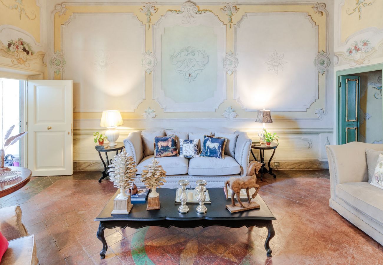 Appartement à Lucques - 8 Bedrooms Historical Masterpiece in the Heart of Lucca